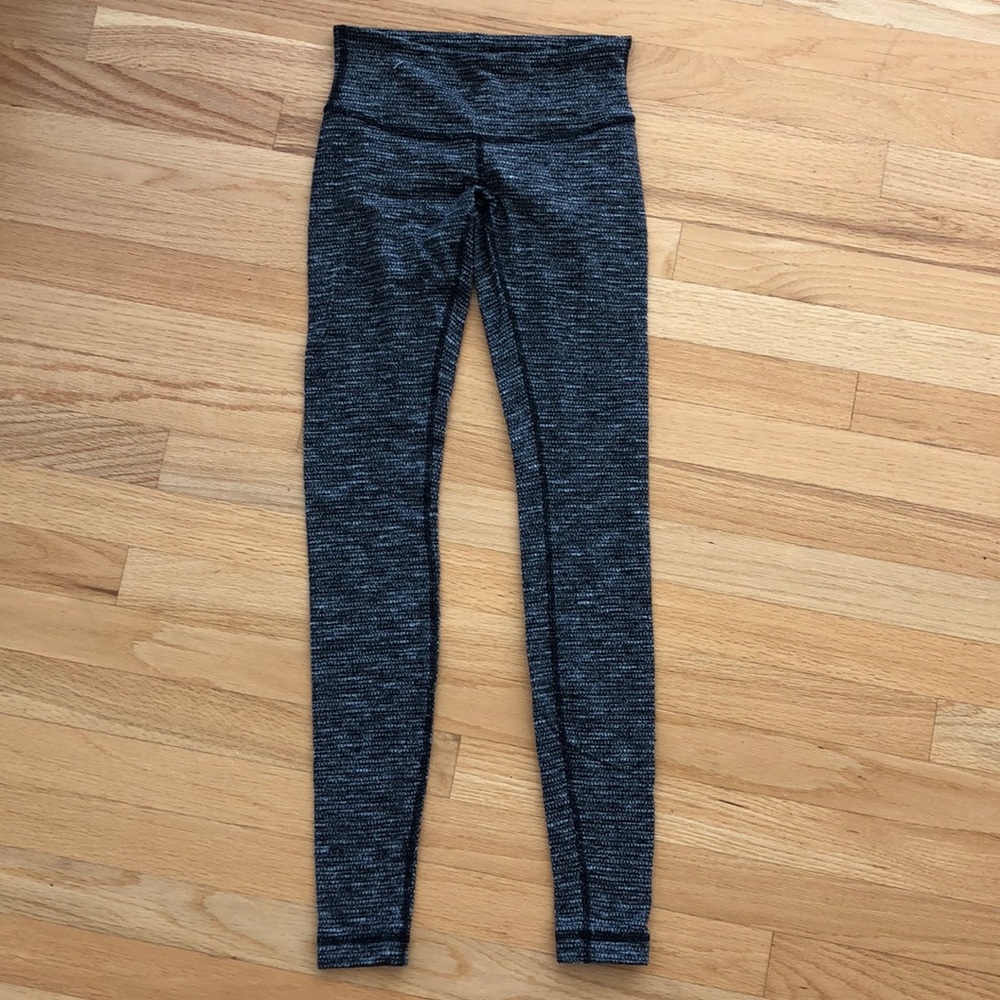Lululemon thick gray 28” leggings